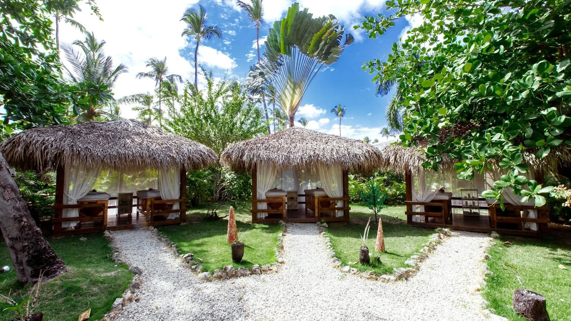 Grand Caribe Suites Deluxe Punta Cana Hotel